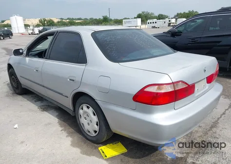 2000 Honda Accord 2.3 Lx из США, поврежденный, VIN 3HGCG6657YG704932